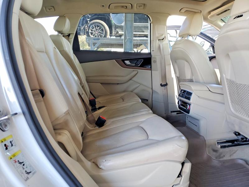 Продажа на аукционе авто 2017 Audi Q7, vin: WA1VAAF71HD011097, номер лота: 56460616