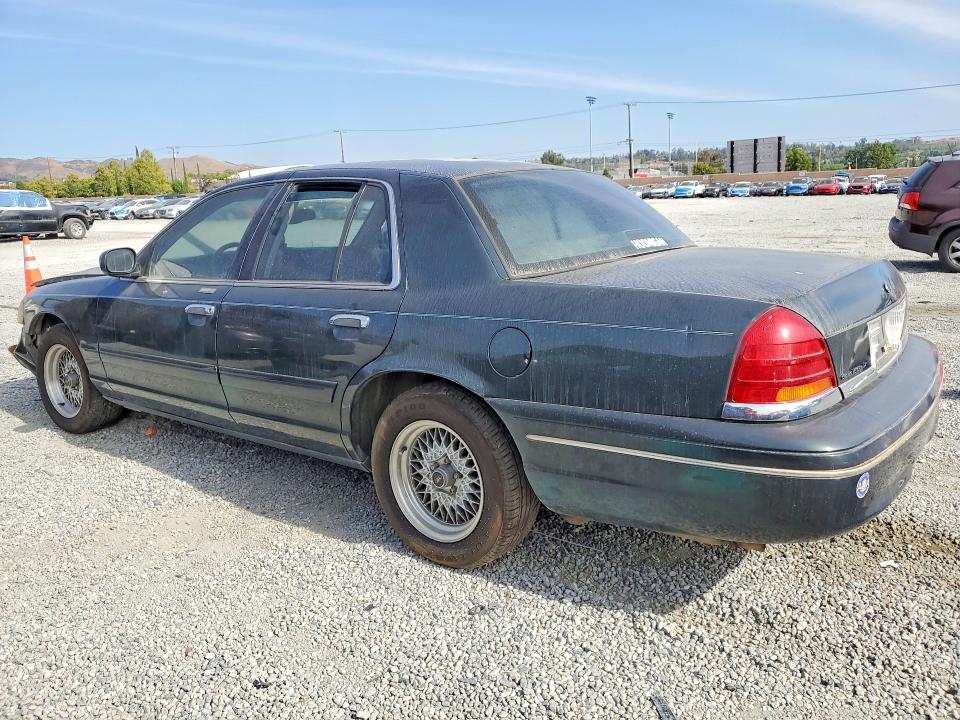 Aukcja sprzedaży 1998 Ford Crown Victoria, vin: 2FAFP74W1WX172857, numer aukcji: 55104816