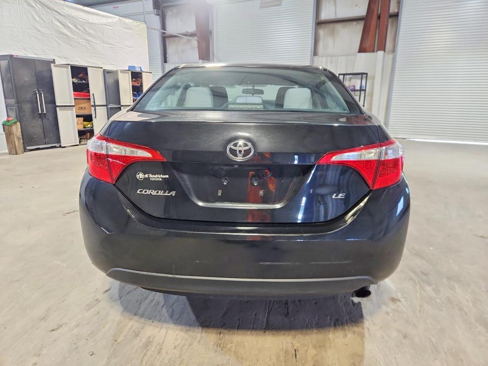 56492016 :رقم المزاد ، 2T1BURHE5FC424791 vin ، 2015 Toyota Corolla مزاد بيع