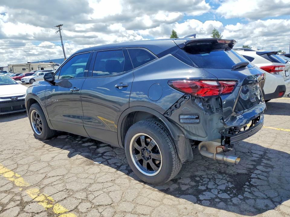2021 Chevrolet Blazer მანქანა იყიდება აუქციონზე, vin: 3GNKBHR44MS585520, აუქციონის ნომერი: 57571086