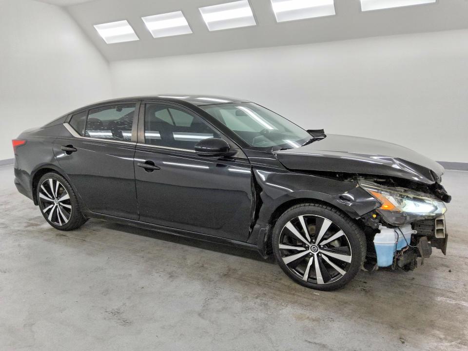 53218706 :رقم المزاد ، 1N4BL4CV8KC251015 vin ، 2019 Nissan Altima مزاد بيع