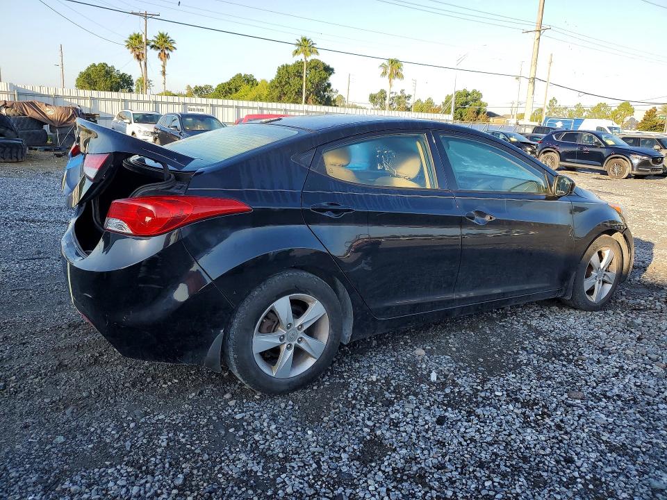 Продажа на аукционе авто 2013 Hyundai Elantra, vin: 5NPDH4AE4DH398558, номер лота: 56856956