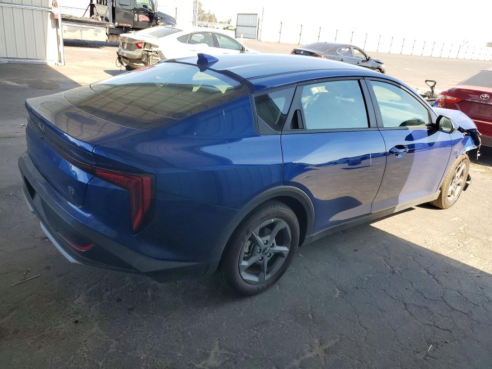 Продажа на аукционе авто 2025 Kia K4, vin: 3KPFT4DE5SE145804, номер лота: 55402006