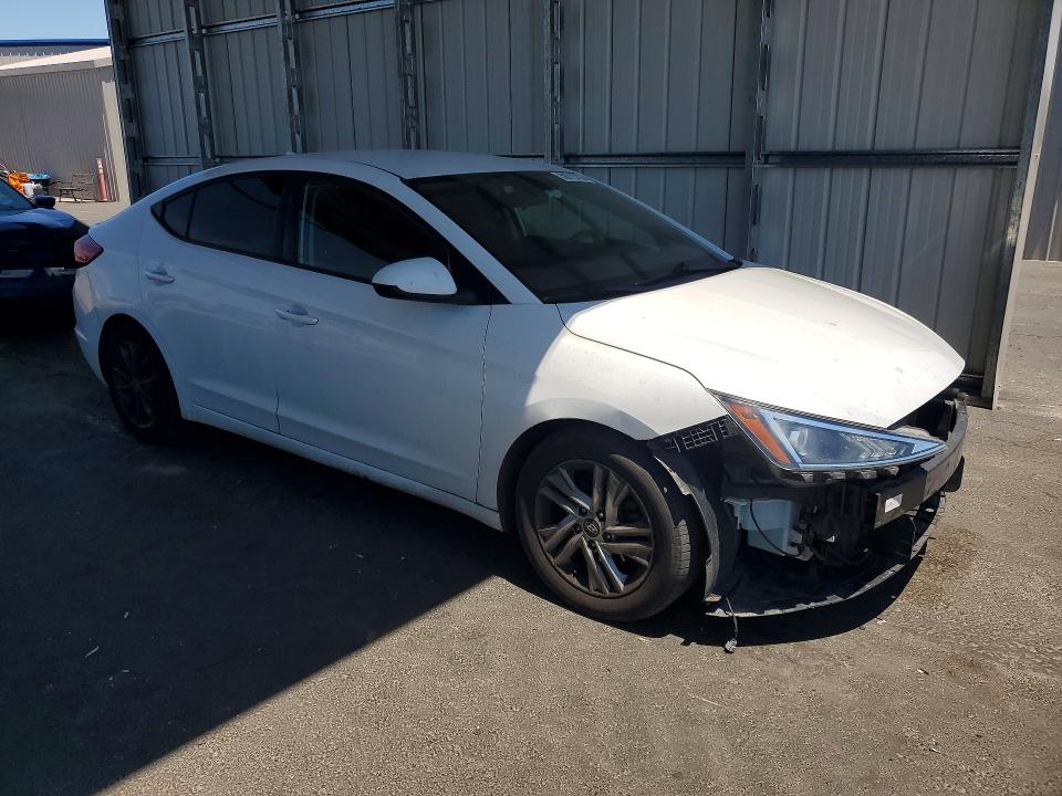 2020 Hyundai Elantra მანქანა იყიდება აუქციონზე, vin: 5NPD84LF5LH548567, აუქციონის ნომერი: 56713736