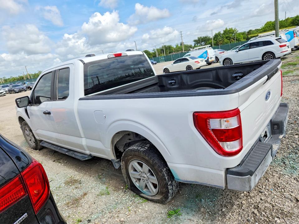 56455556 :رقم المزاد ، 1FTEX1CB9NKD64109 vin ، 2022 Ford F150 مزاد بيع