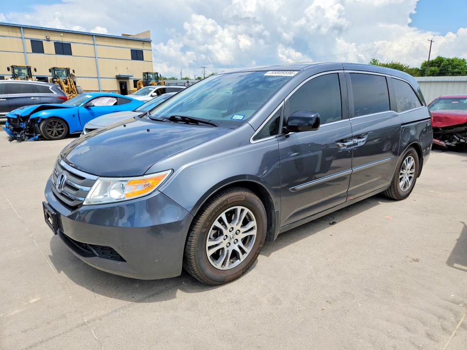 55809596 :رقم المزاد ، 5FNRL5H69DB003961 vin ، 2013 Honda Odyssey مزاد بيع