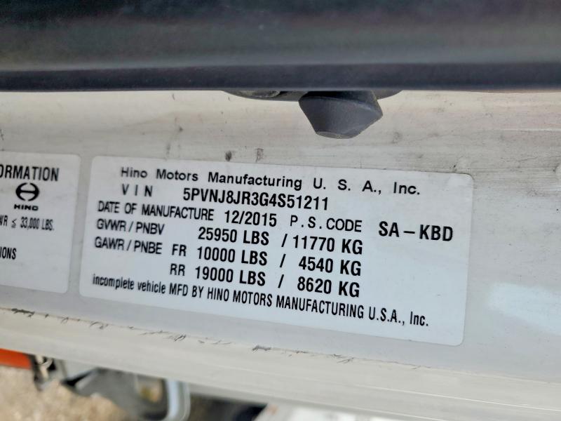 56218486 :رقم المزاد ، 5PVNJ8JR3G4S51211 vin ، 2016 Hino 268a مزاد بيع