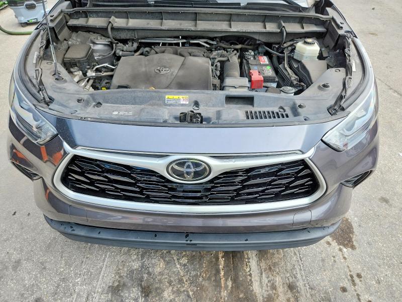 58181916 :رقم المزاد ، 5TDGZRBH2MS547964 vin ، 2021 Toyota Highlander مزاد بيع