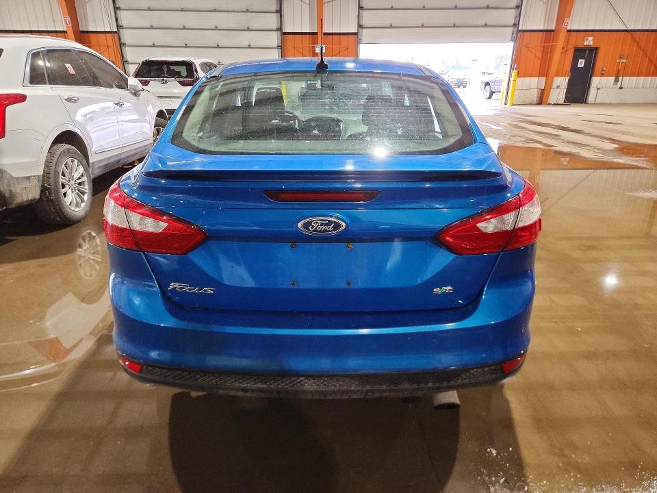 55922946 :رقم المزاد ، 1FAHP3F26CL124095 vin ، 2012 Ford Focus مزاد بيع