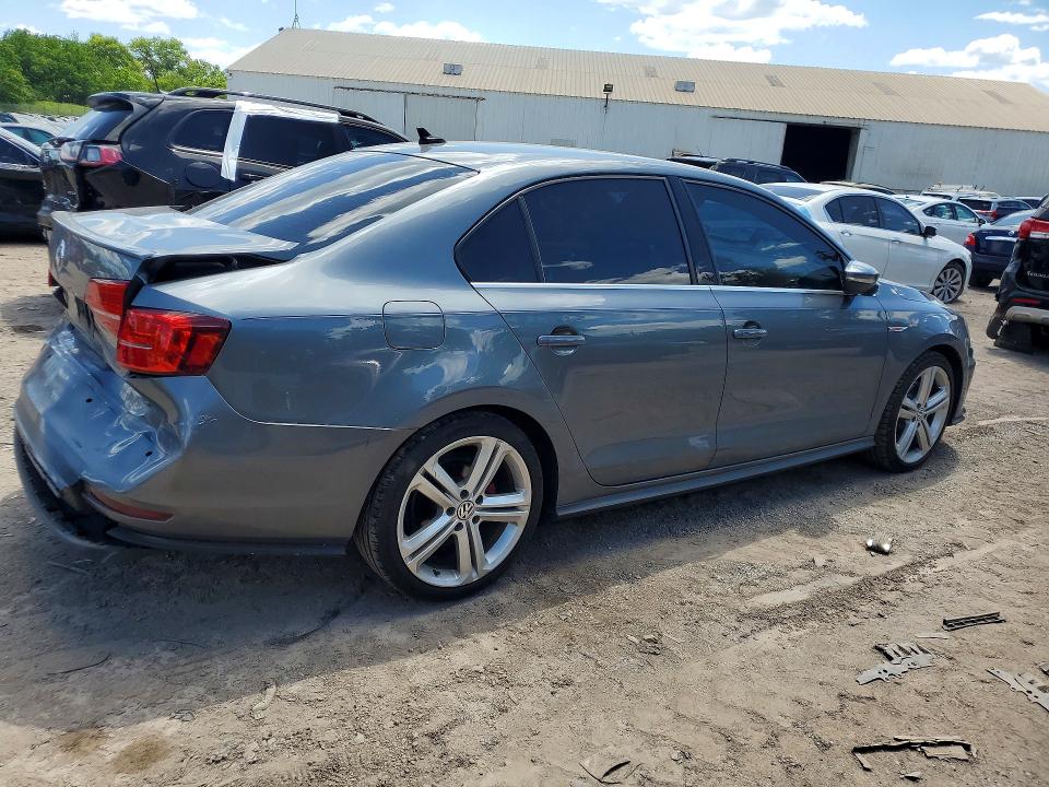 55549726 :رقم المزاد ، 3VW5T7AJ8HM320315 vin ، 2017 Volkswagen Jetta مزاد بيع
