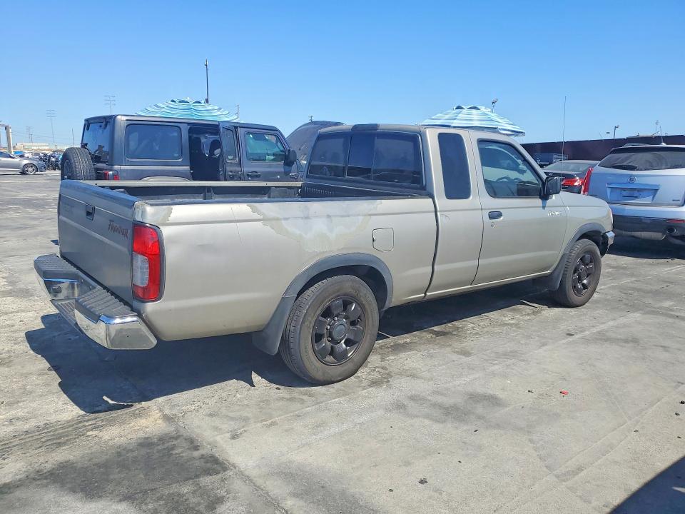 2000 Nissan Frontier მანქანა იყიდება აუქციონზე, vin: 1N6DD26S7YC320269, აუქციონის ნომერი: 58664456