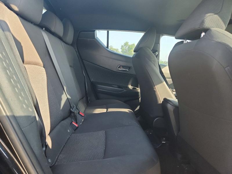 58814586 :رقم المزاد ، NMTKHMBXXJR022121 vin ، 2018 Toyota C-hr مزاد بيع