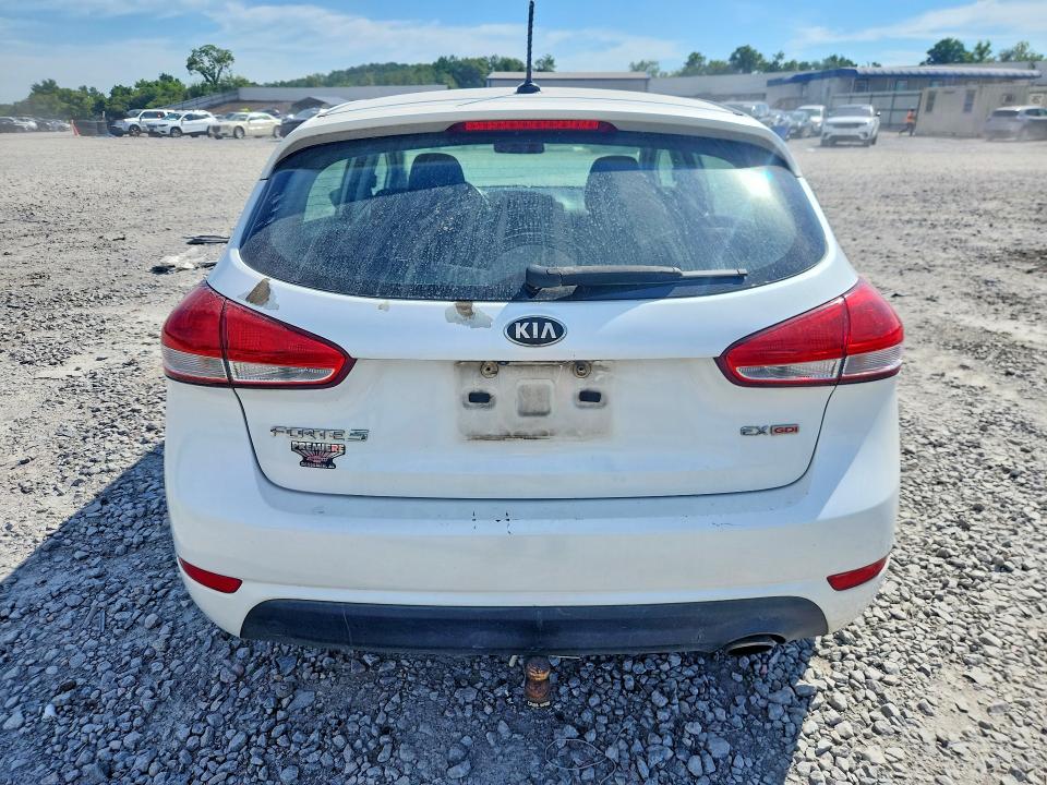 2015 Kia Forte მანქანა იყიდება აუქციონზე, vin: KNAFX5A8XF5314156, აუქციონის ნომერი: 58422126