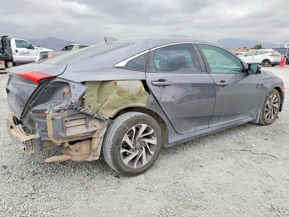 Продажа на аукционе авто 2018 Honda Civic, vin: 2HGFC2F75JH575131, номер лота: 58334206