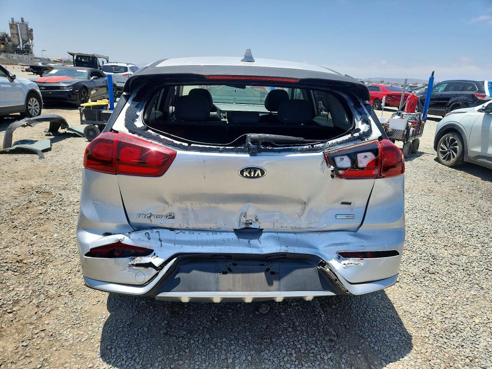 56691036 :رقم المزاد ، KNDCB3LC3J5206660 vin ، 2018 Kia Niro مزاد بيع
