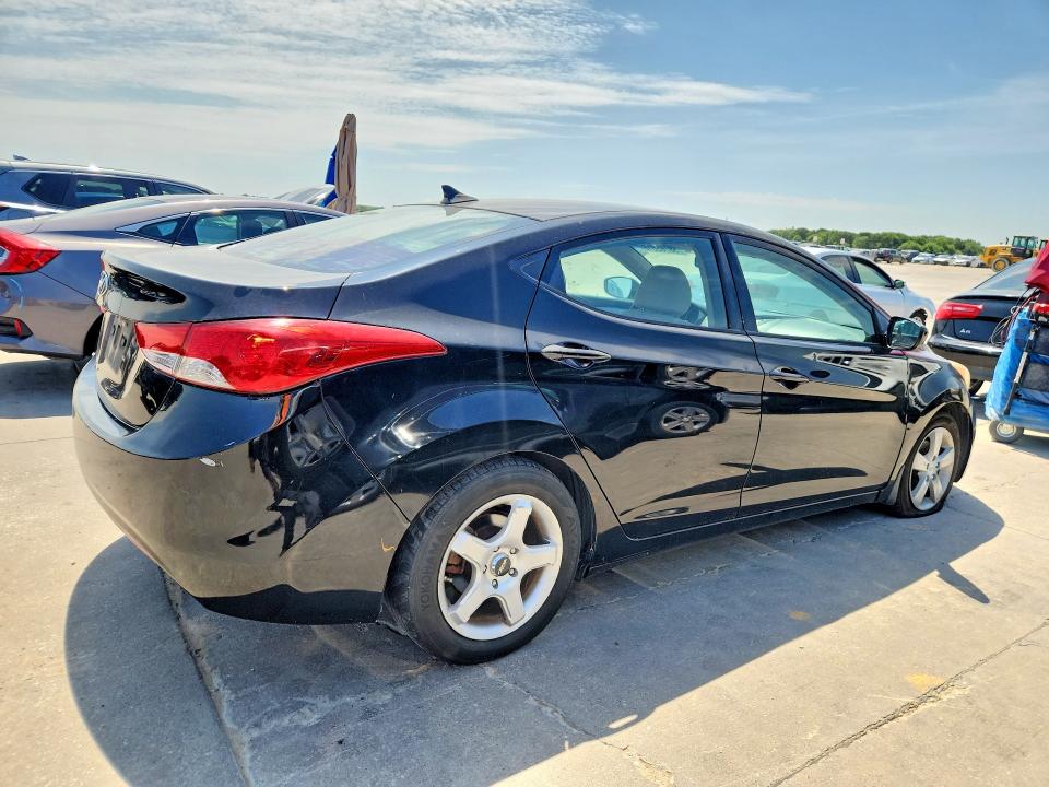 2013 Hyundai Elantra მანქანა იყიდება აუქციონზე, vin: KMHDH4AE2DU757343, აუქციონის ნომერი: 58765616