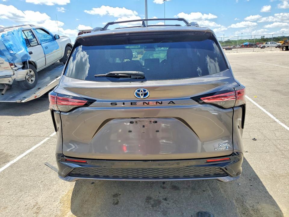 2022 Toyota Sienna მანქანა იყიდება აუქციონზე, vin: 5TDDRKEC3NS117307, აუქციონის ნომერი: 58121176