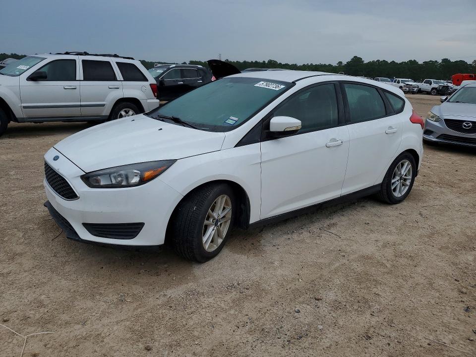 Auction sale of the 2015 Ford Focus, vin: 1FADP3K2XFL223740, lot number: 57902736