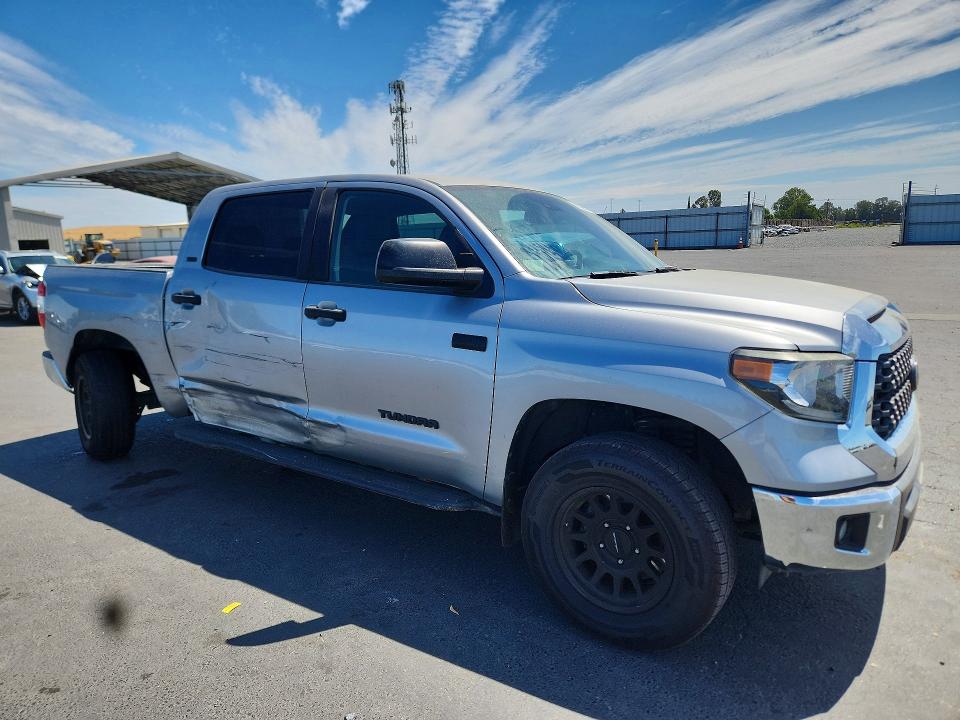 58896936 :رقم المزاد ، 5TFDY5F13MX959039 vin ، 2021 Toyota Tundra مزاد بيع