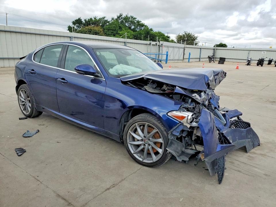 Продаж на аукціоні авто 2017 Alfa Romeo Giulia, vin: ZARFAEEN9H7552730, номер лоту: 55011636