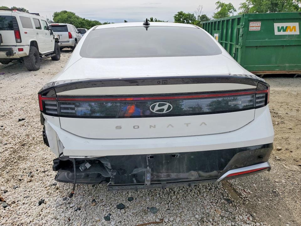 2025 Hyundai Sonata მანქანა იყიდება აუქციონზე, vin: KMHL64JA8SA506551, აუქციონის ნომერი: 58003466