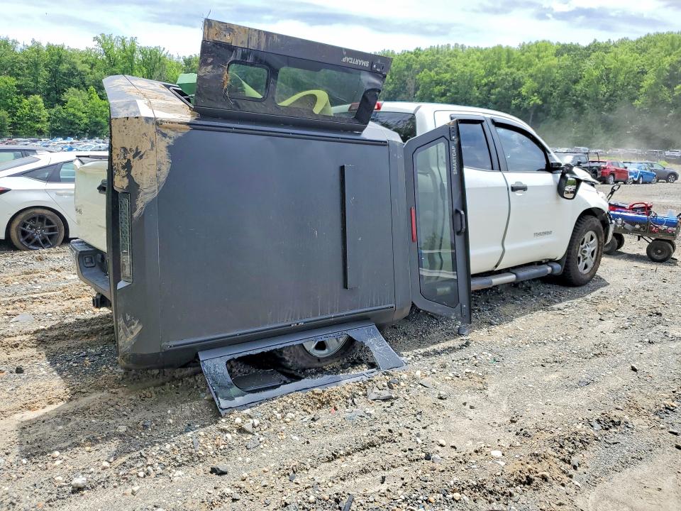 55461866 :رقم المزاد ، 5TFUM5F18GX067580 vin ، 2016 Toyota Tundra مزاد بيع