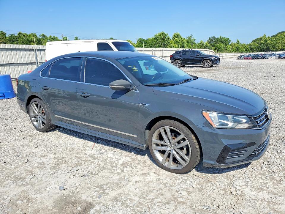 2017 Volkswagen Passat მანქანა იყიდება აუქციონზე, vin: 1VWDT7A32HC013169, აუქციონის ნომერი: 54529676