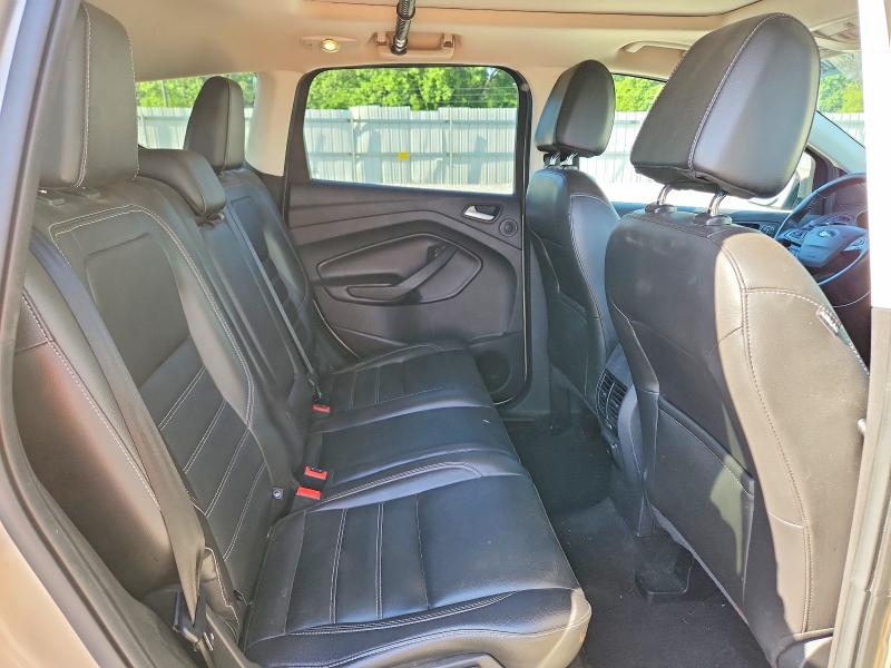 57400036 :رقم المزاد ، 1FMCU0JD3HUB00337 vin ، 2017 Ford Escape مزاد بيع