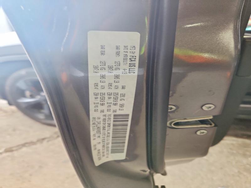 2019 Jeep Cherokee მანქანა იყიდება აუქციონზე, vin: 1C4PJLLB4KD439577, აუქციონის ნომერი: 57196456