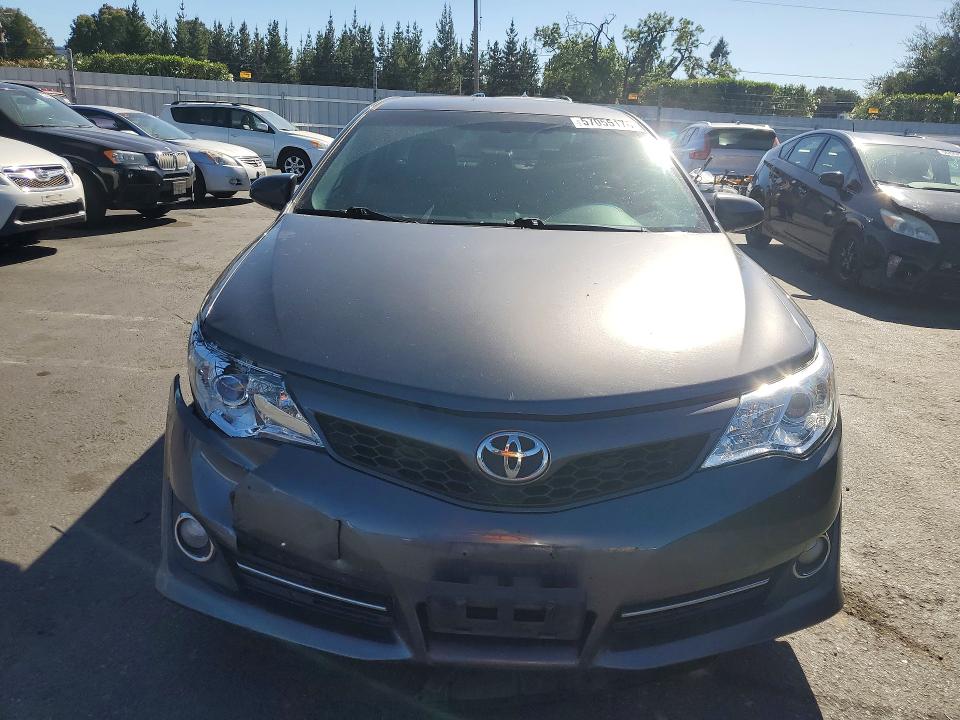 57055176 :رقم المزاد ، 4T1BF1FK7DU276675 vin ، 2013 Toyota Camry مزاد بيع