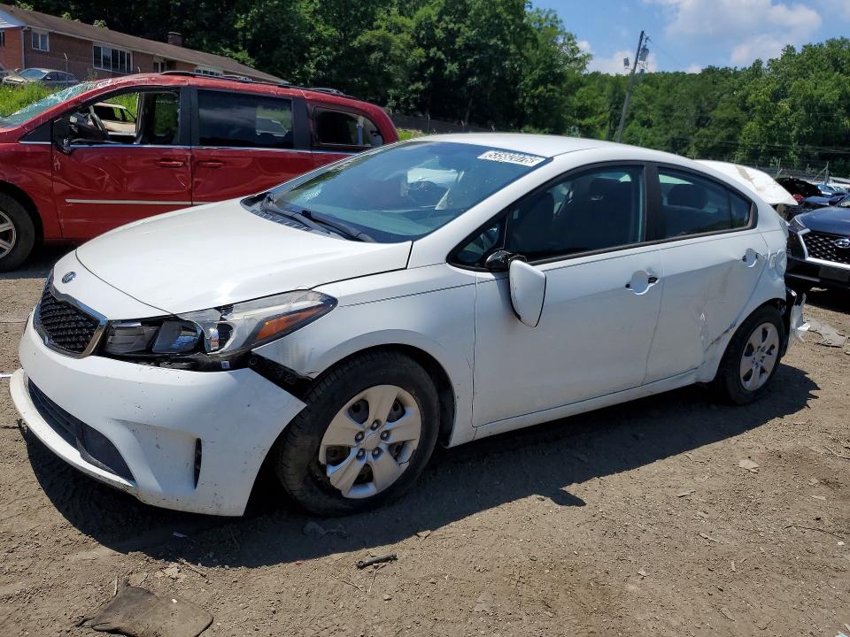 2017 Kia Forte მანქანა იყიდება აუქციონზე, vin: 3KPFK4A76HE081788, აუქციონის ნომერი: 53582076