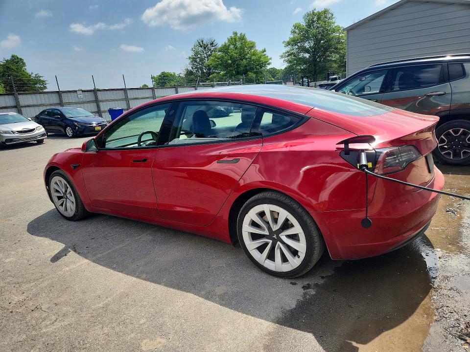 56848126 :رقم المزاد ، 5YJ3E1EA1NF288755 vin ، 2022 Tesla Model 3 مزاد بيع