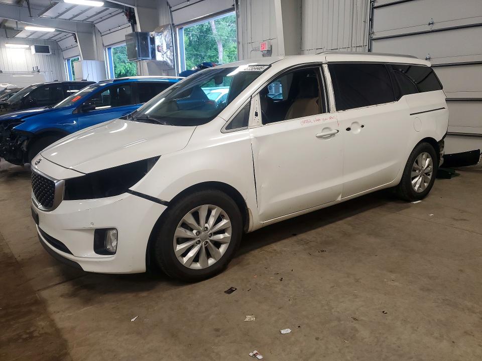 56156446 :رقم المزاد ، KNDMC5C17H6256994 vin ، 2017 Kia Sedona مزاد بيع