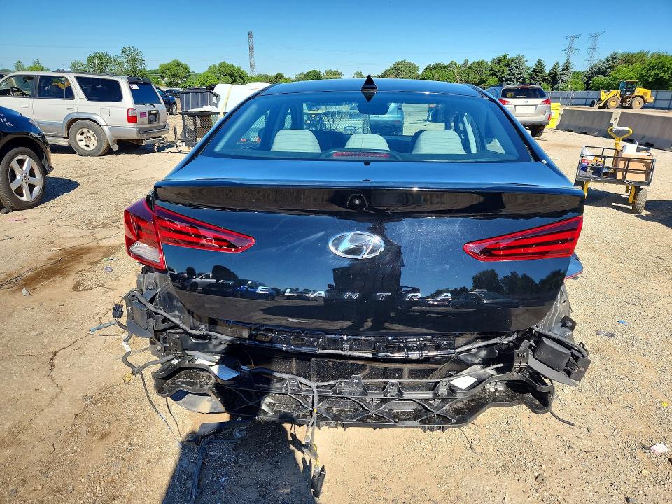2020 Hyundai Elantra მანქანა იყიდება აუქციონზე, vin: 5NPD84LF7LH520432, აუქციონის ნომერი: 57129586