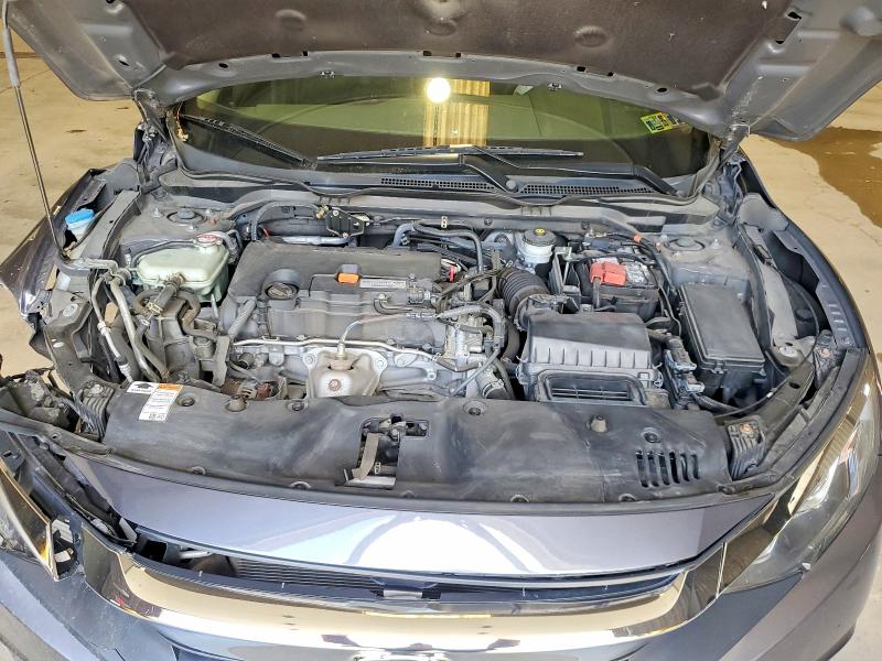 57614656 :رقم المزاد ، 2HGFC2F51HH565883 vin ، 2017 Honda Civic مزاد بيع