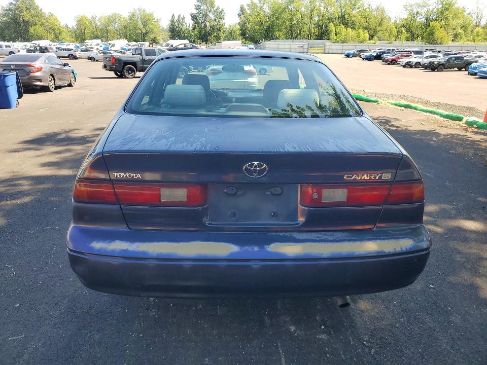55392656 :رقم المزاد ، JT2BG22K1V0013256 vin ، 1997 Toyota Camry مزاد بيع