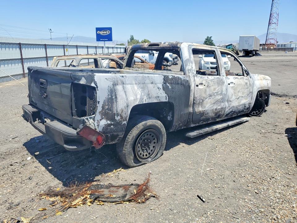 58627526 :رقم المزاد ، 3GCUKNECXJG304333 vin ، 2018 Chevrolet Silverado مزاد بيع