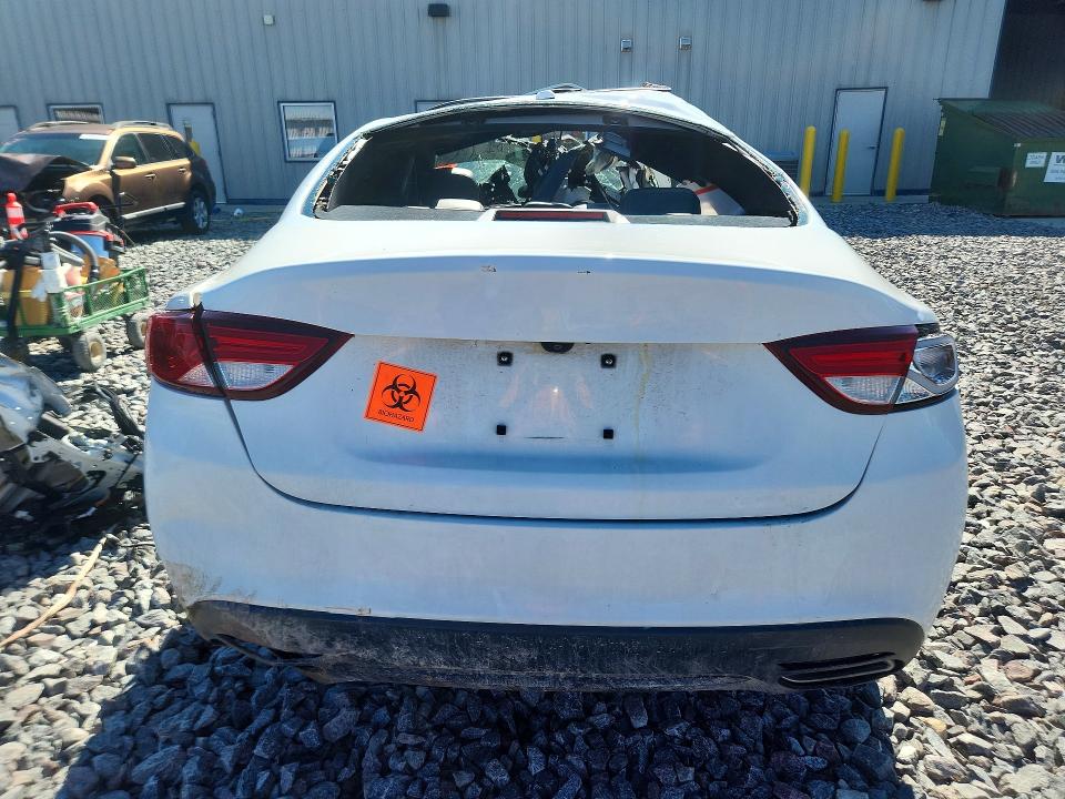 Aukcja sprzedaży 2015 Chrysler 200, vin: 1C3CCCBG1FN531790, numer aukcji: 57742936