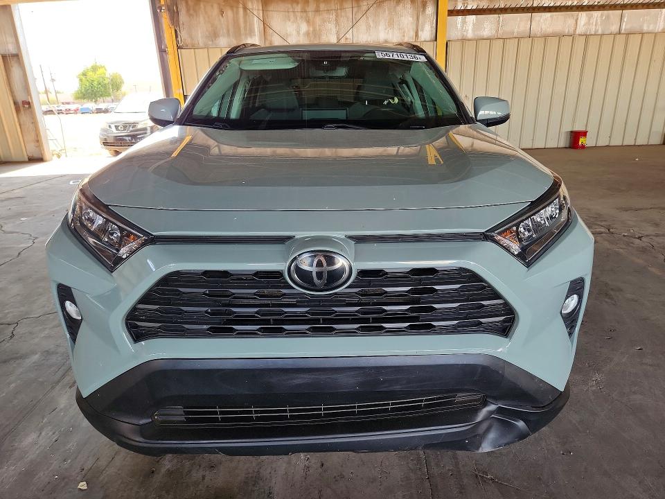 56710136 :رقم المزاد ، 2T3W1RFV8MW177220 vin ، 2021 Toyota Rav4 مزاد بيع