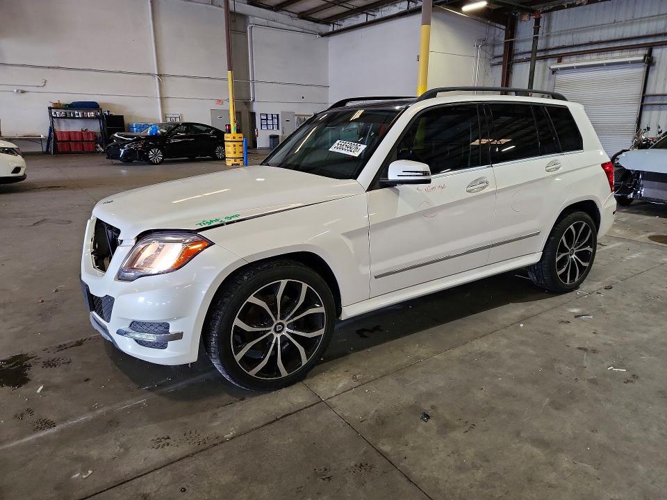 55859926 :رقم المزاد ، WDCGG0EB8FG380638 vin ، 2015 Mercedes-benz Glk مزاد بيع