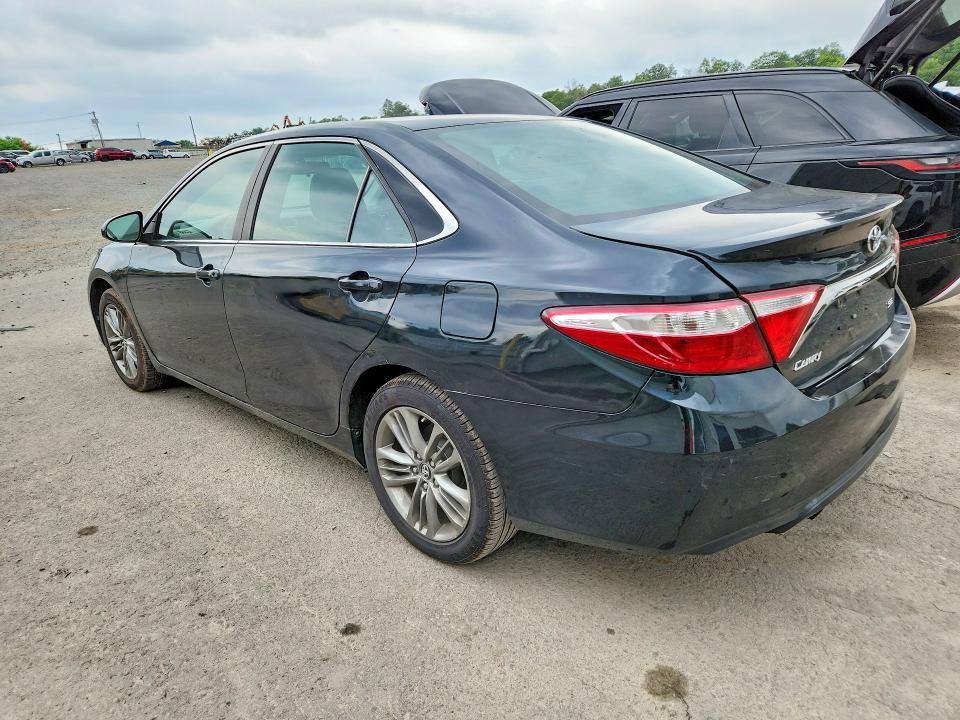 57200156 :رقم المزاد ، 4T1BF1FK3HU808848 vin ، 2017 Toyota Camry مزاد بيع