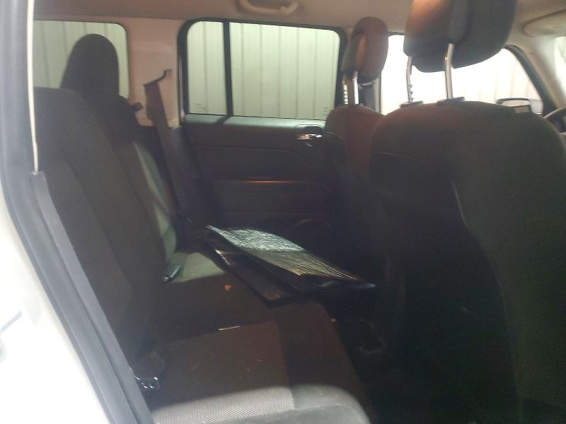 59162916 :رقم المزاد ، 1C4NJPBA5GD811801 vin ، 2016 Jeep Patriot مزاد بيع