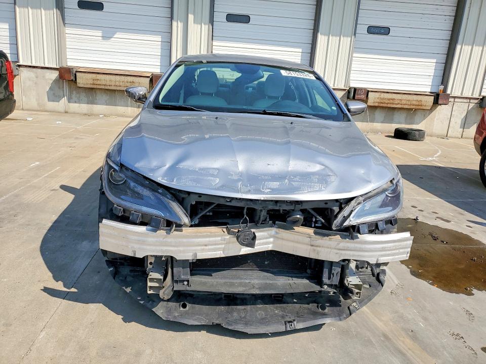 2015 Chrysler 200 მანქანა იყიდება აუქციონზე, vin: 1C3CCCAB6FN538224, აუქციონის ნომერი: 58153326