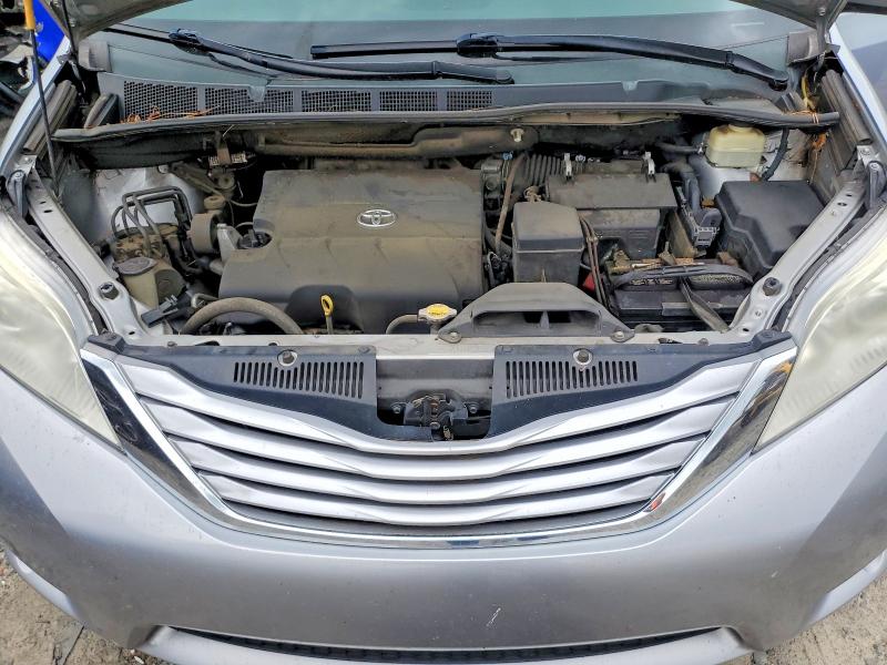 Продаж на аукціоні авто 2015 Toyota Sienna, vin: 5TDKK3DC6FS612461, номер лоту: 57297166