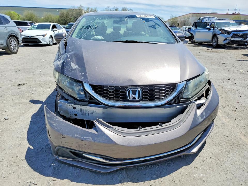 55942696 :رقم المزاد ، 19XFB2F81FE215299 vin ، 2015 Honda Civic مزاد بيع