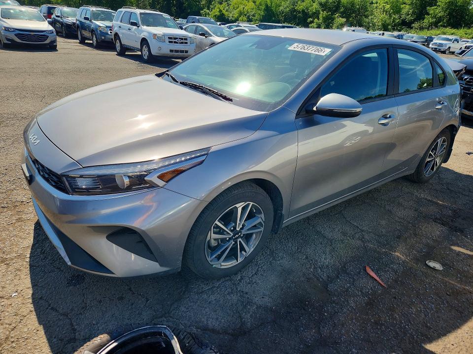 2023 Kia Forte მანქანა იყიდება აუქციონზე, vin: 3KPF24AD4PE531166, აუქციონის ნომერი: 57637766