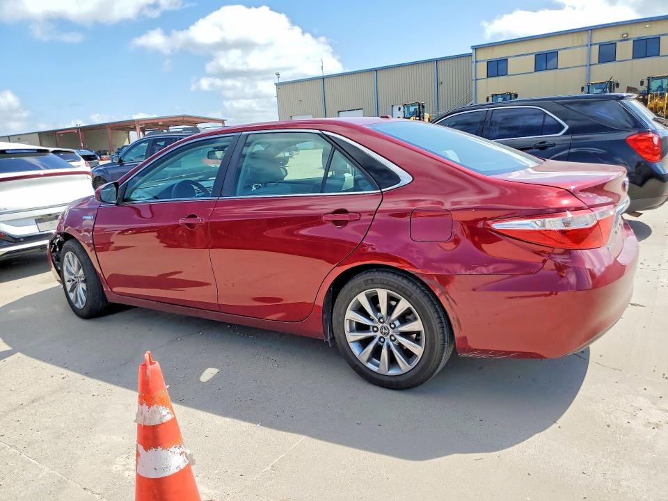 56251036 :رقم المزاد ، 4T1BD1FK0FU144088 vin ، 2015 Toyota Camry Hybrid مزاد بيع