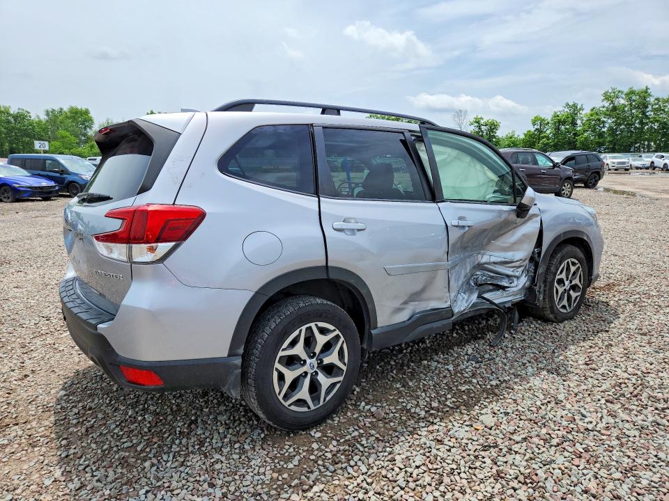 Продажа на аукционе авто 2019 Subaru Forester, vin: JF2SKAGC1KH405895, номер лота: 56929786