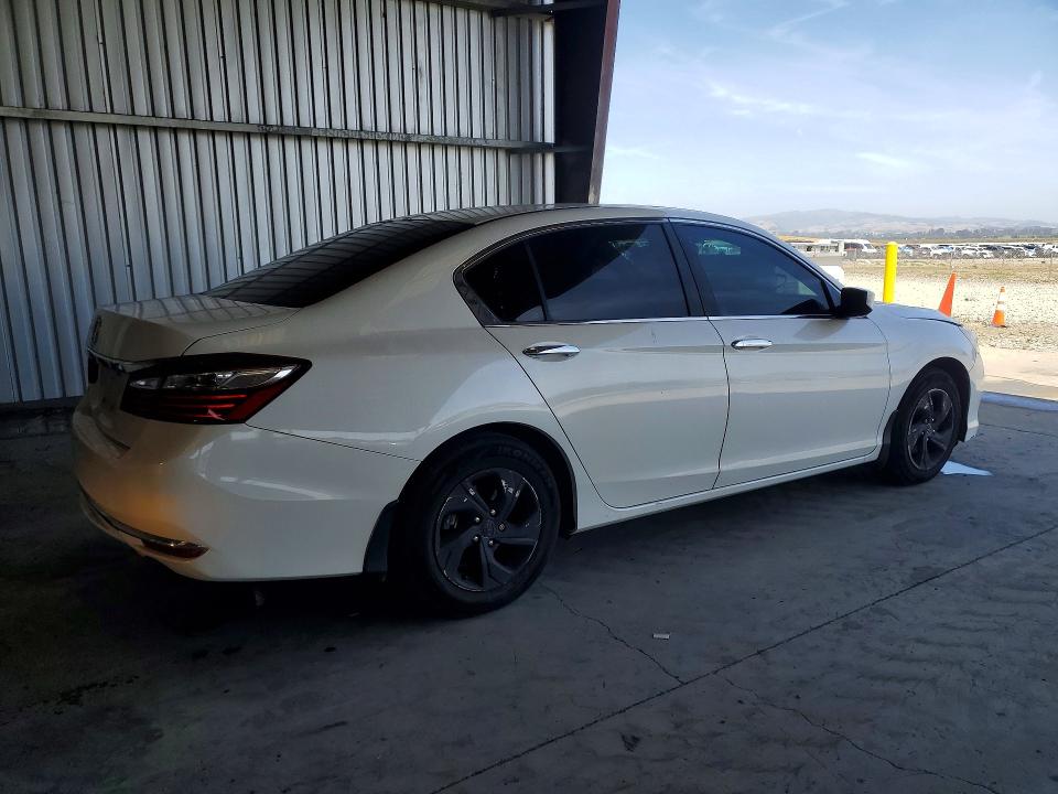 55776376 :رقم المزاد ، 1HGCR2F35HA093279 vin ، 2017 Honda Accord مزاد بيع