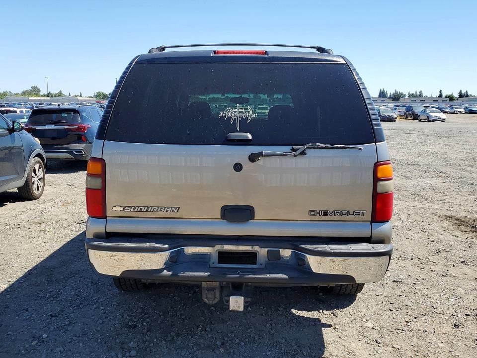 55363176 :رقم المزاد ، 3GNEC16T73G152577 vin ، 2003 Chevrolet Suburban مزاد بيع